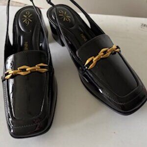 Nine West Patent leather pumps
